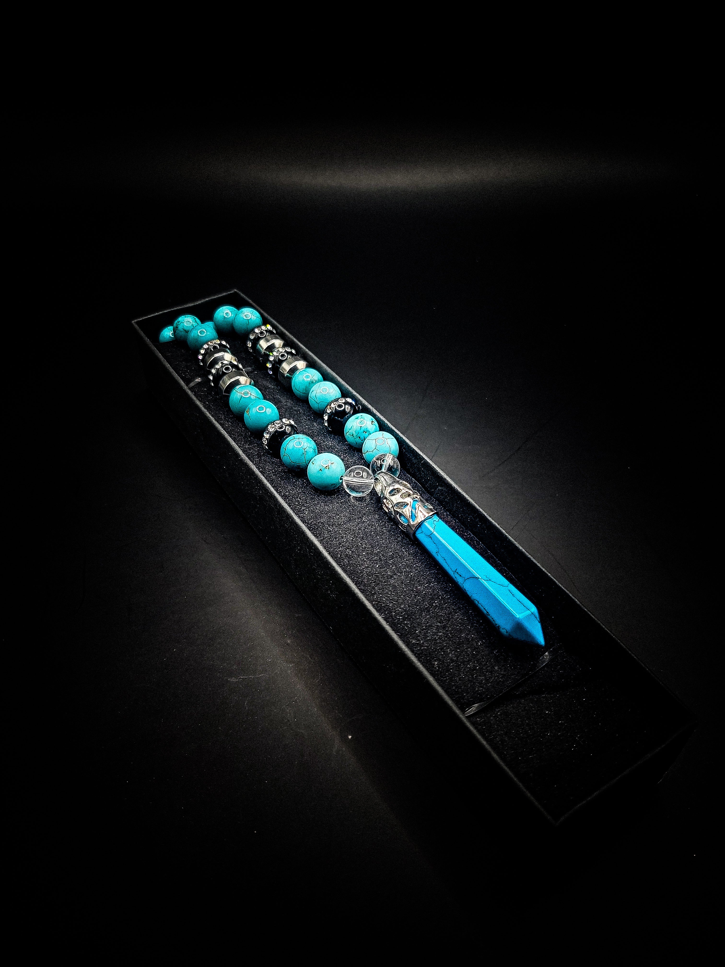 Rhinestone Turquoise Clasps Necklace