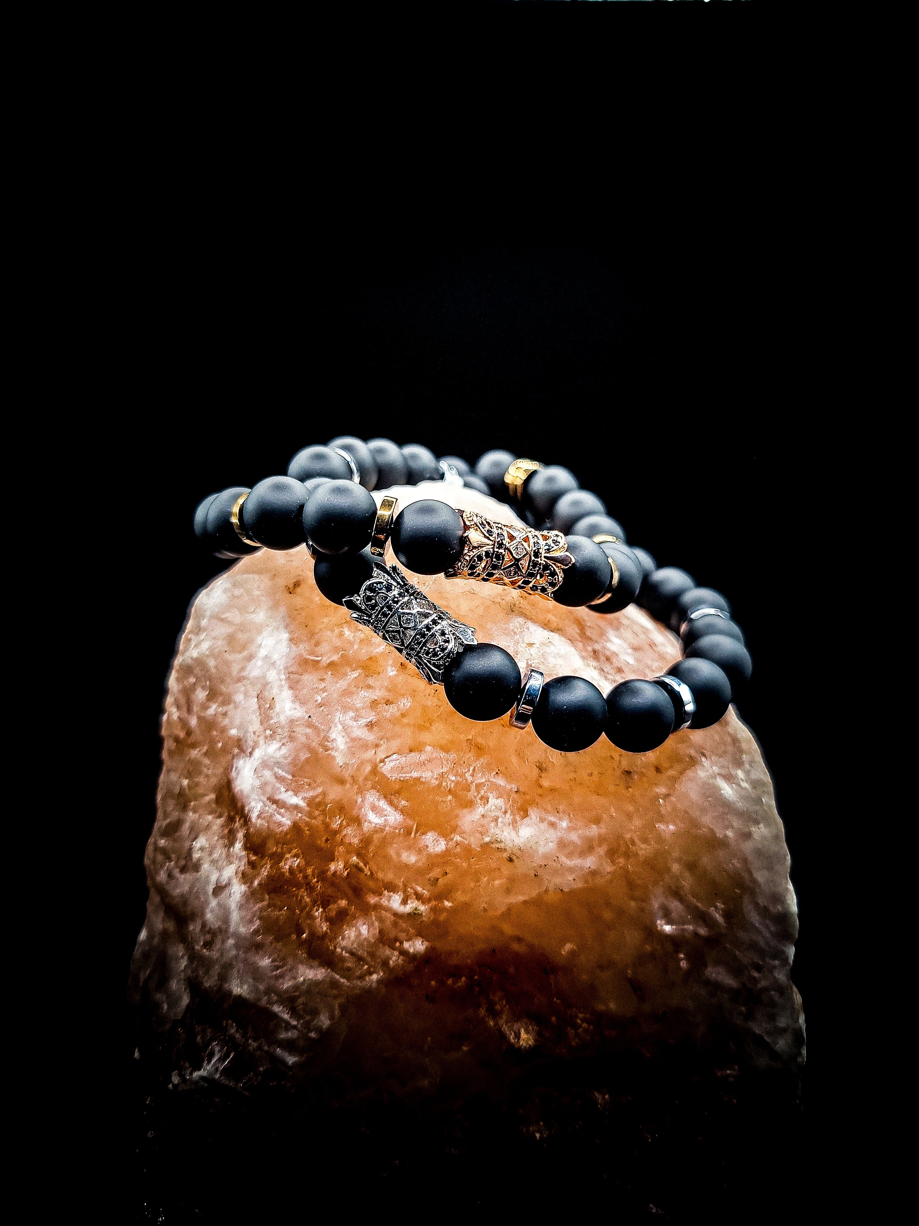 10mm White Howlite and Matte Onyx Stretch Bracelet(Calmness and Protection)