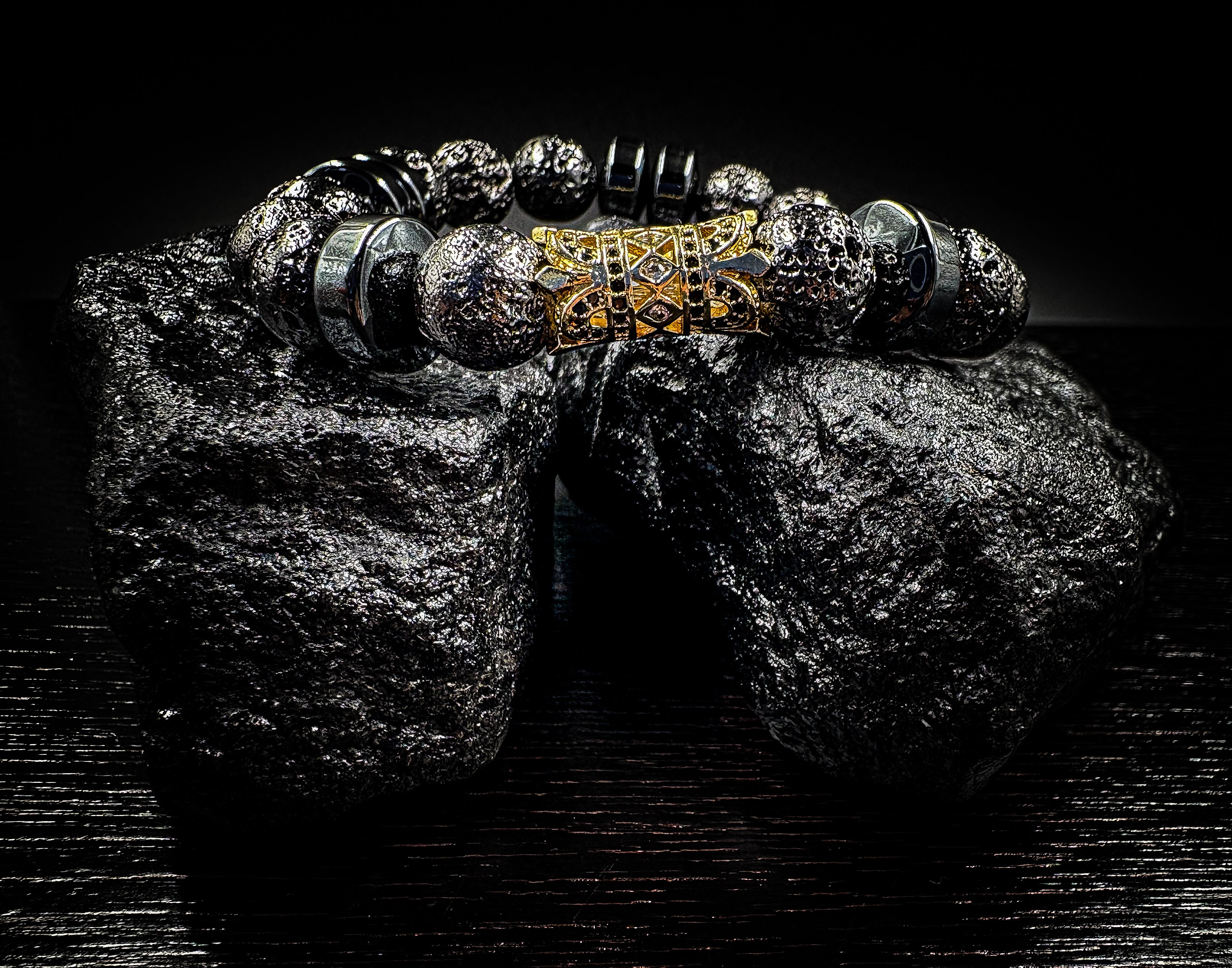 Men’s Earth Grounding 10mm Volcanic Rock Healing Bracelet