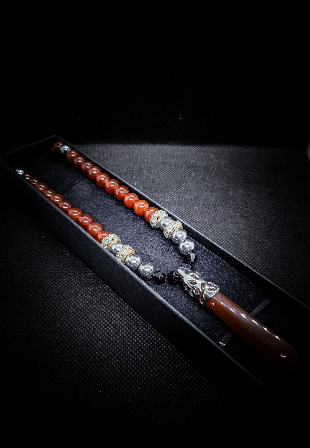 Red Agate Clasps Necklace