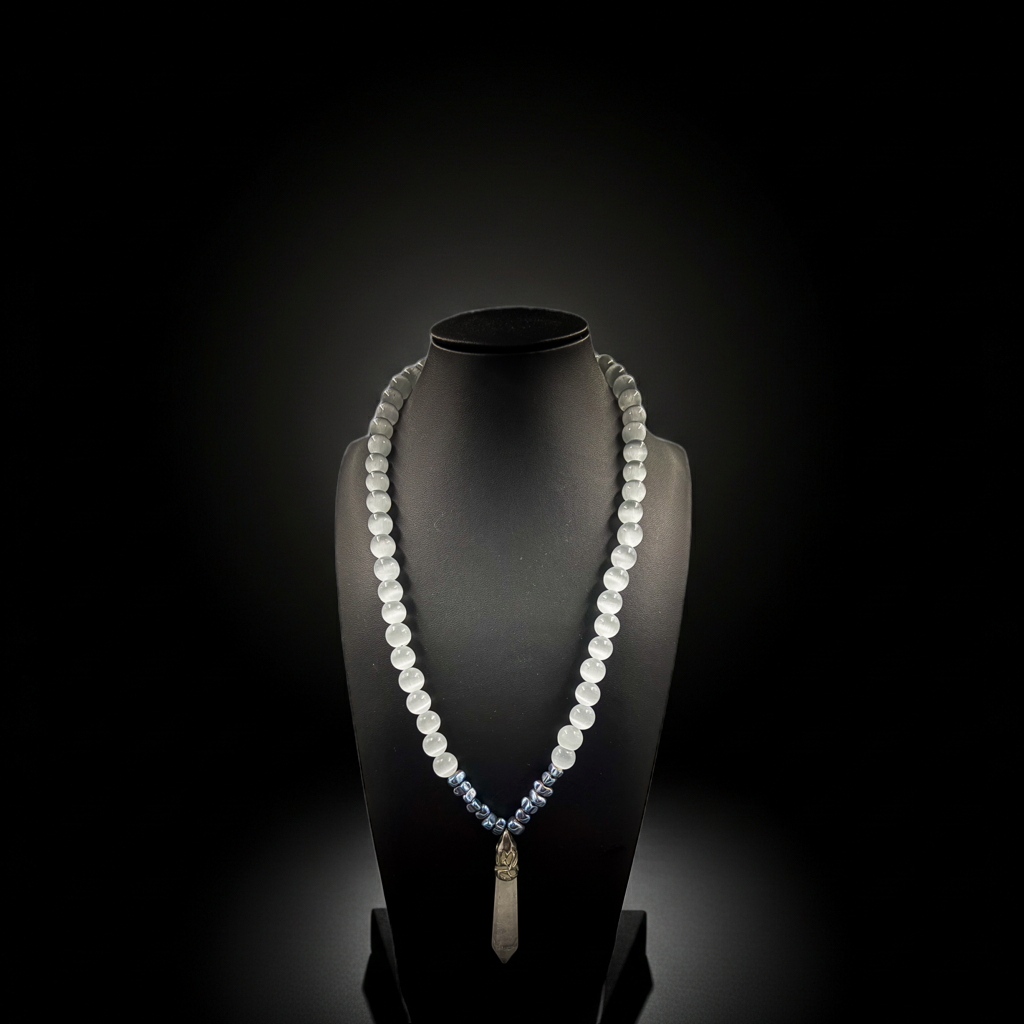 Cat eye bead necklace