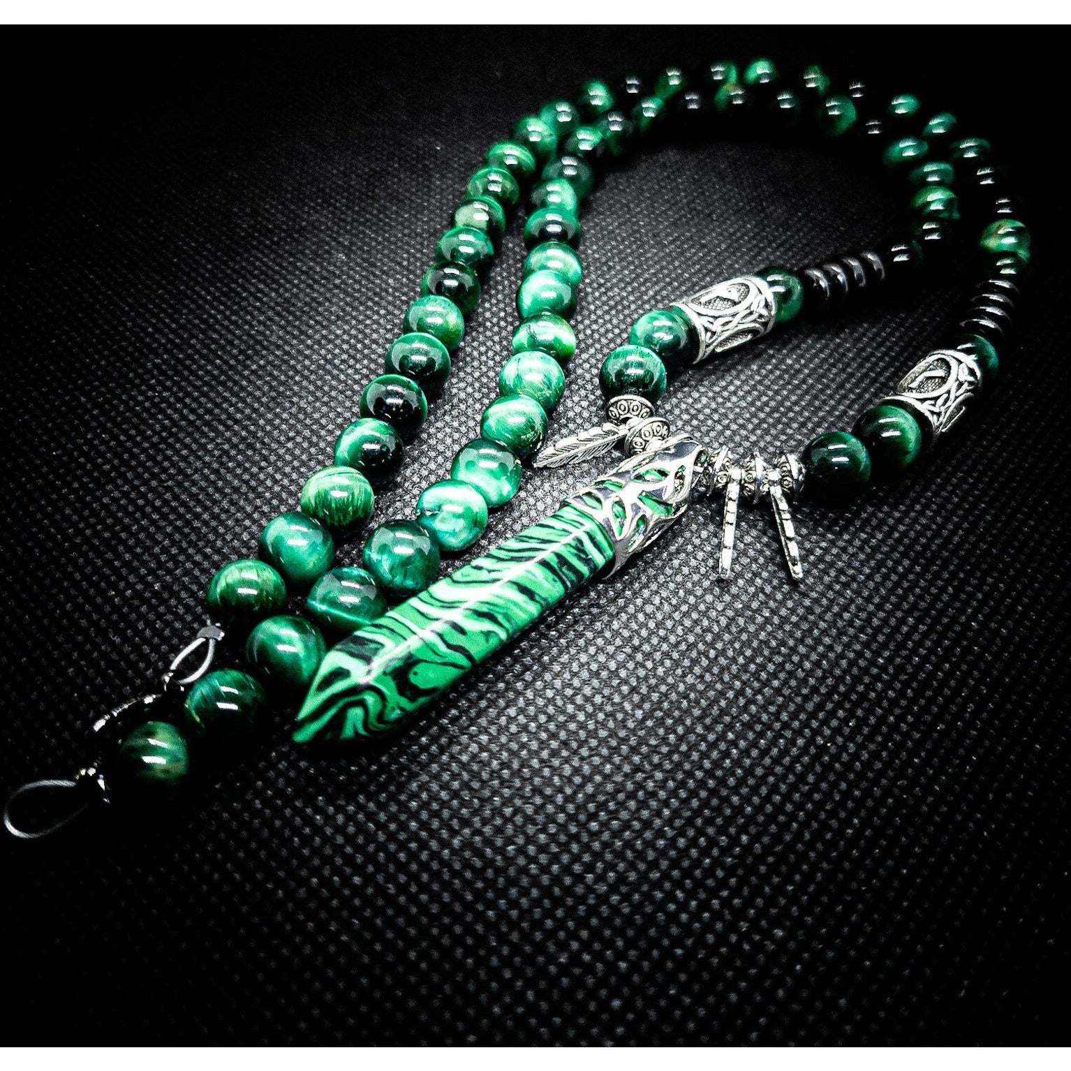 Matte Onyx Neck and Bracelet Set