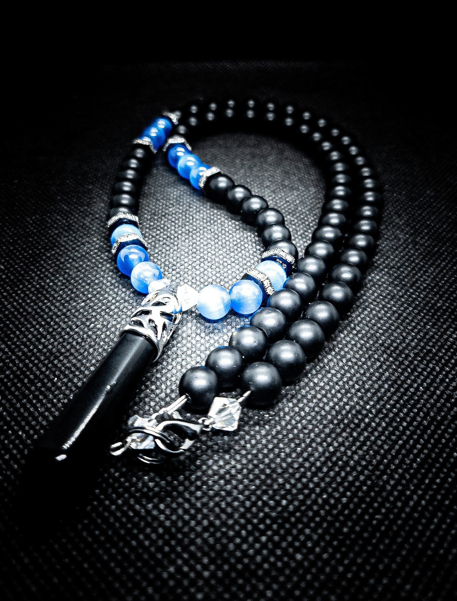 Matte Onyx Clasps Necklace( Light blue Cat Eye)