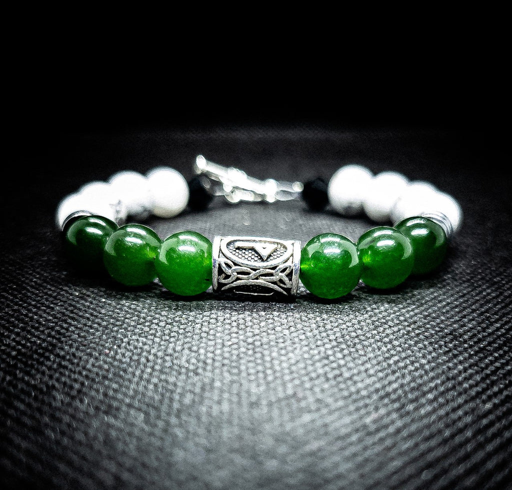 Green Chalcedony Toggle Clasp Breacelet